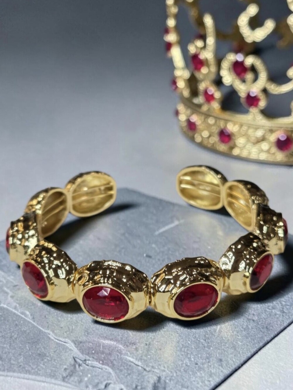 18k Gold Plated Chunky Hammered Artisan Royal Regal Ruby Crystal Cuff Bracelet